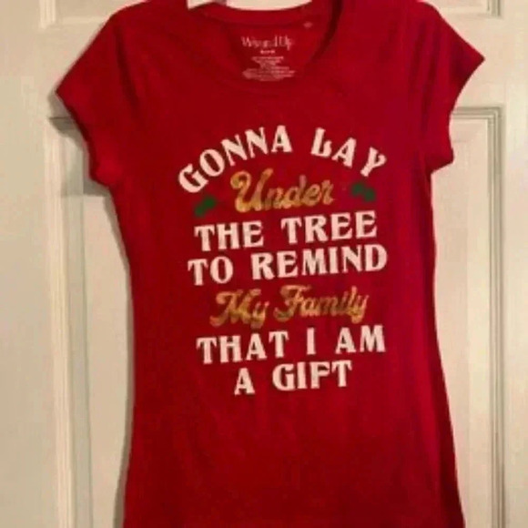 Medium 7-9 holiday shirt NWOT - Picture 1 of 1